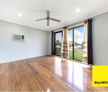 Charming Family Home in Blacktown - Photo 1