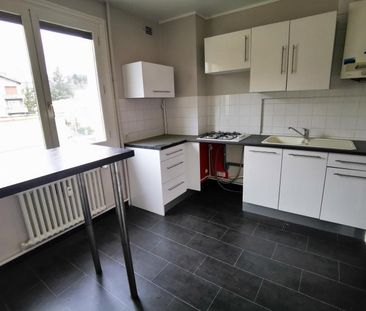 Location Appartement 3 pièces 65m² ST ETIENNE 42100 - Photo 4