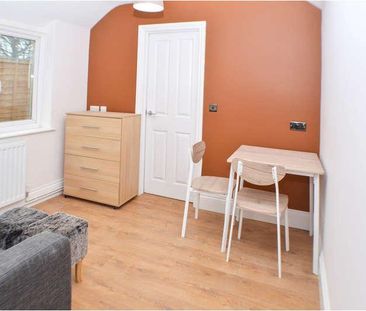 Bristol Road, Bridgwater, TA6 - Photo 1