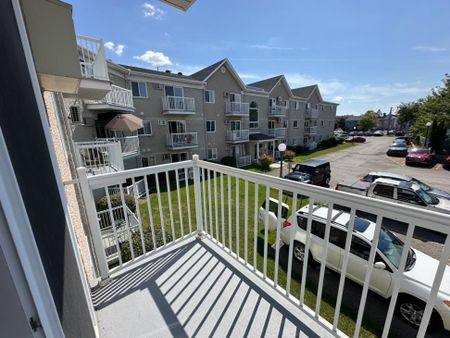 Appartement à louer - Sainte-Thérèse (Jardin Blainville) - Photo 2