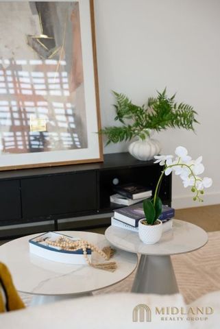 Pristine Luxury Living at a Coveted Lifestyle Setting - Photo 4