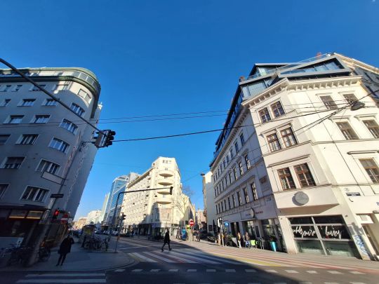 Großzügig und unbefristet Nahe Naschmarkt - Photo 1