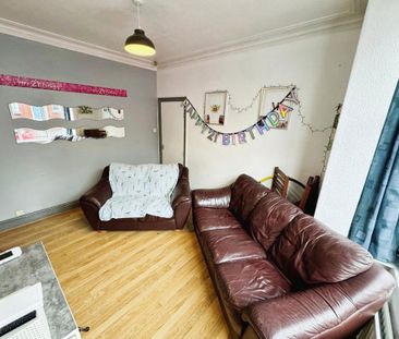 4 bedroom house to rent - Photo 1