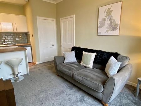 1 bedroom flat to rent - Photo 2