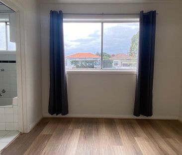 8/463 Brunswick Road, Brunswick West VIC 3055 - Photo 3