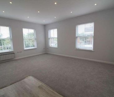 Ferndale Court, West End Road, Reading, RG7 - Photo 6