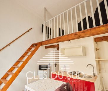 Location Studio meublé mezzanine Toulon proche Liberté - Photo 1