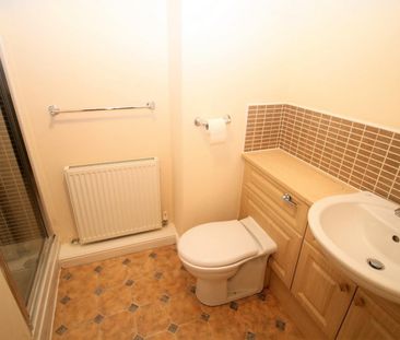 99 Sun Gardens, Thornaby - Photo 3