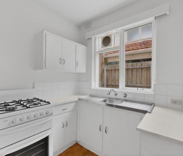 4/66 Foam Street, Elwood VIC 3184 - Apartment For Rent | Domain - Photo 3