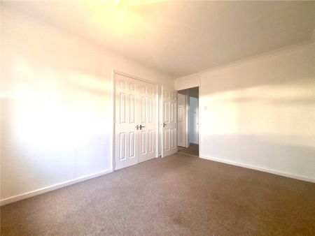 Falkland Road, Basingstoke, Hampshire, RG24 - Photo 4