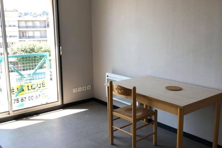 Appartement de 19.6m2 en location à Annonay - Photo 2