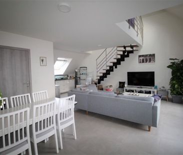 Duplex-appartement met 2 slaapkamers nabij centrum Erembodegem. - Foto 1