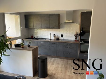 T3 REFAIT A NEUF AVEC TERRASSE + 2 PARKINGS + 1 CAVE - Photo 4