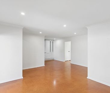 Prime location with spacious courtyard HOME OPEN SATURDAY 18 JULY A... - Photo 3