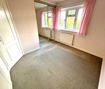 4 bedroom detached house to rent - Photo 3