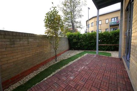 Botham House, Rollason Way, Brentwood, Essex, CM14 - Photo 4