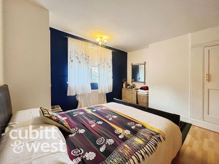 3 bedroom terraced house to rent - Photo 3