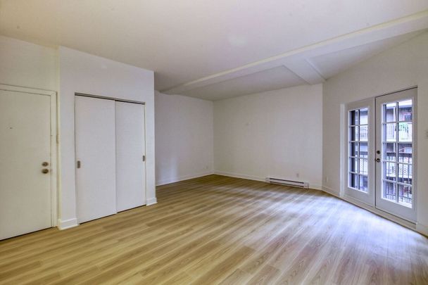 3421 Durocher, Montréal, QC - Photo 1
