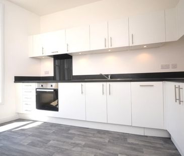 1 bedroom Flat To Let - Photo 4