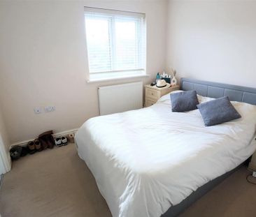 3 bedroom end of terrace house to rent - Photo 5