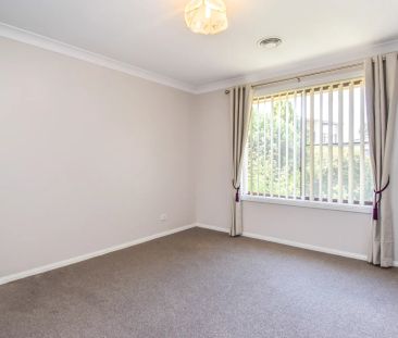 Neat & Sweet Villa in a Quiet Spot - Photo 5