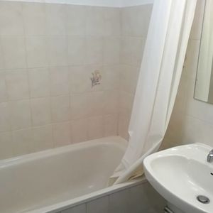 Location Appartement 1 pièce 23m² OLIVET 45160 - Photo 2