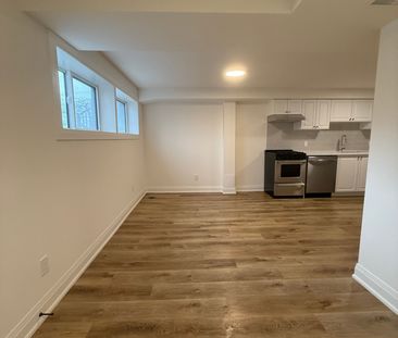 For Lease - 19 Arrowsmith Avenue Unit# 1B, Toronto, Ontario - Photo 4