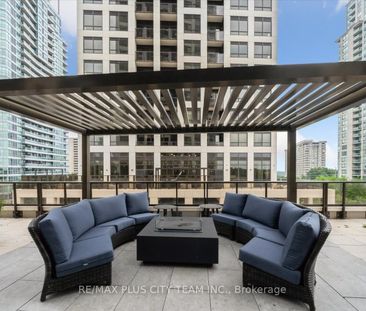For Lease - 36 Elm Drive Unit# 2709, Mississauga, Ontario - Photo 4