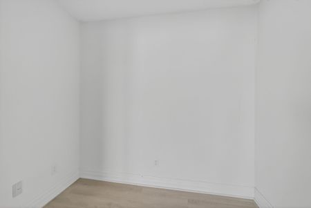 For Lease - 215 Queen Street Unit# 611, Brampton, Ontario - Photo 4