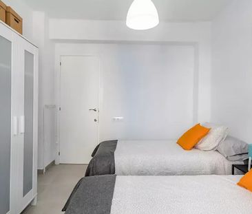 Carrer Justo Vilar, Valencia, Valencian Community 46011 - Photo 6