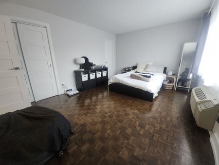 Sous-location – Unité 2 chambres entièrement meublée, tout inclus. - Photo 4