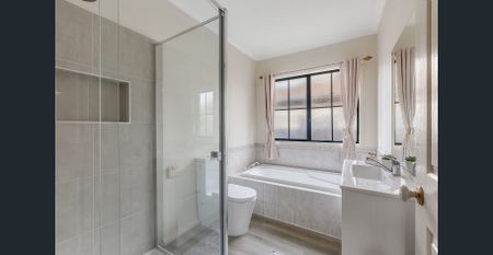 McKinnon 2BR | $1,100 UTILITIES AND FURNITURE INCLUDED | Wi-Fi, Back Yard + Free Parking - Photo 4