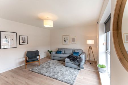 Shackleton Plaza, Lucan, Co. Dublin - Photo 4