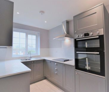 2 bedroom flat to rent - Photo 3