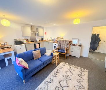 2 bedroom apartment to rent - Photo 2