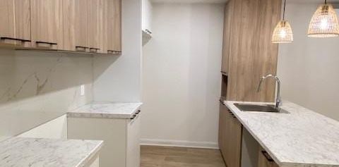 MAGNIFIQUE BACHELOR 3 ½ NEUF / 5 ÉLECTROMENAGERS NEUFS FOURNIS - Photo 2