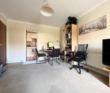 Newport Road, Roath - Photo 1