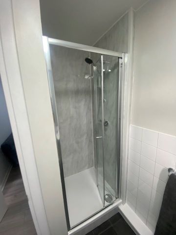 Studio Flat, Linden House, NW10 - Photo 3