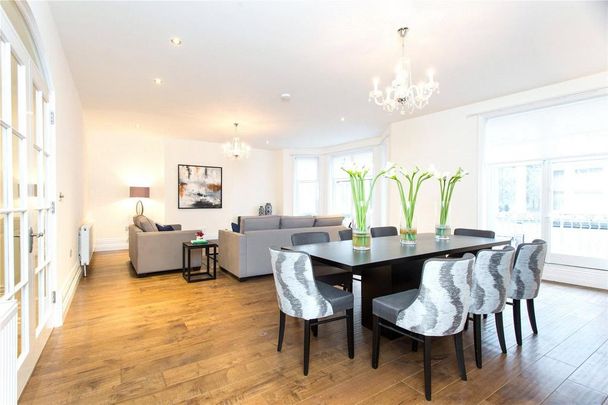 4 bedroom flat to rent - Photo 1