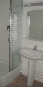 Location Appartement 2 pièces 34m² - Photo 3