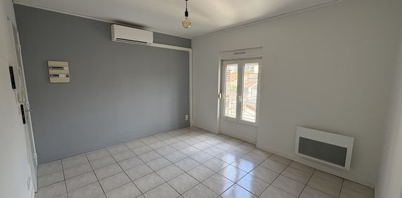 Location Appartement 2 pièces 26m² AGEN 47000 - Photo 2