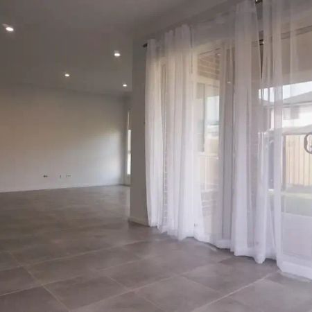 Home For Rent - Photo 3