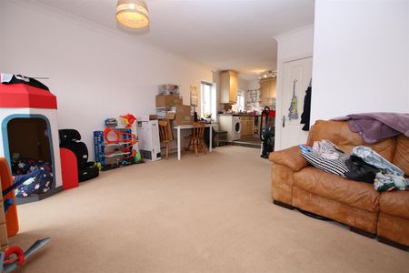 2 bed Flat for let - Photo 3