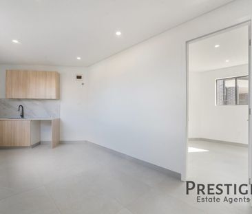 Brand New Studio - Street Frontage - Photo 6