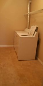 Parkdale Terrace - Photo 3