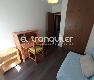 Piso de alquiler en Calle Granadilla, Casco Antiguo - Photo 2