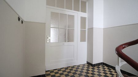 Trautes Heim für Zwei! Frisch renovierte 3-Zimmer-Wohnung mit Altbau-Charme! (CA 4661) - Photo 2