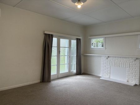 Easy care section to maintain - Photo 2