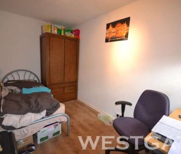 4 Bed - Pitcroft Avenue, University Area - Photo 6