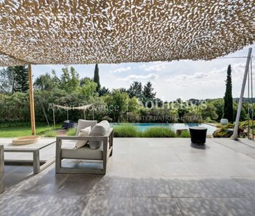 À louer – magnifique villa meublée de 200 m² avec piscine et 5 cham... - Photo 3